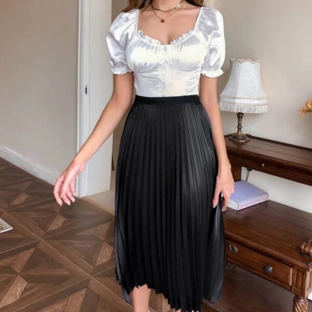black Pleated Satin Midi Skirt Evening classy chic - Picture 3 of 6
